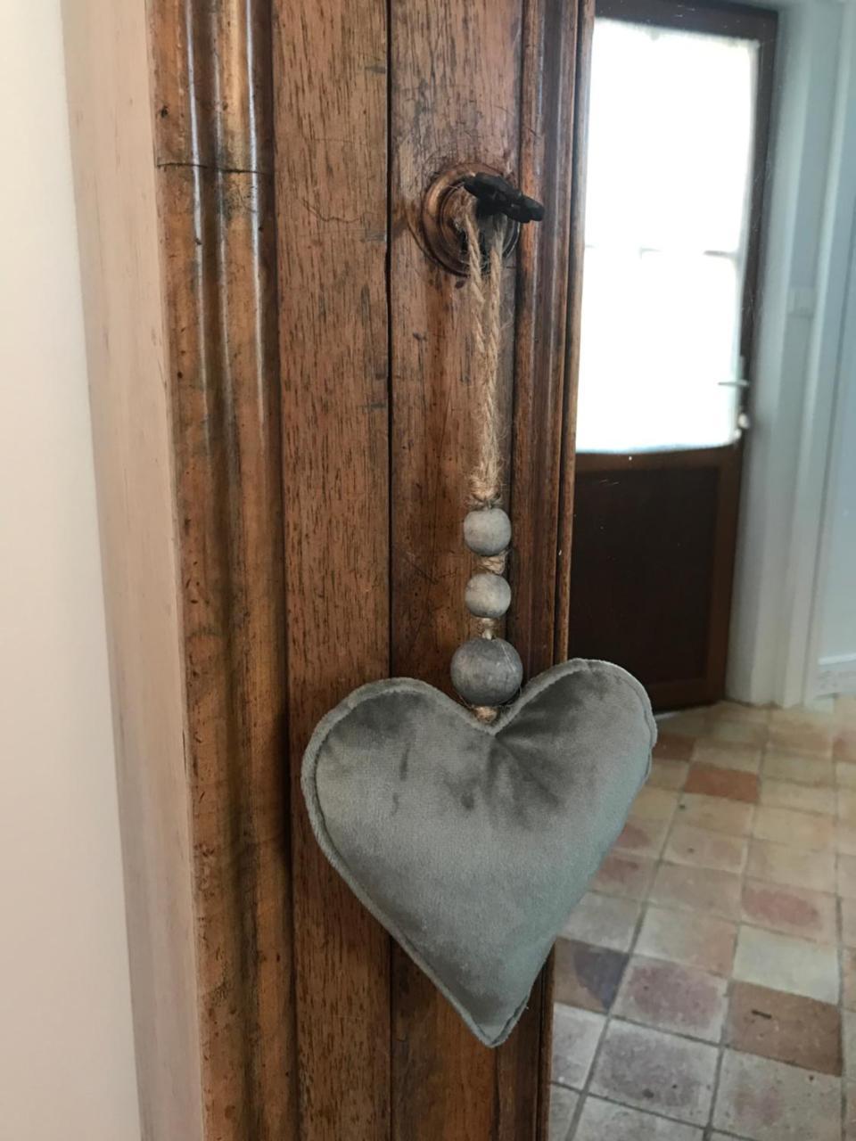 La Parenthese Epicurienne Bed & Breakfast Beauvais Exterior photo